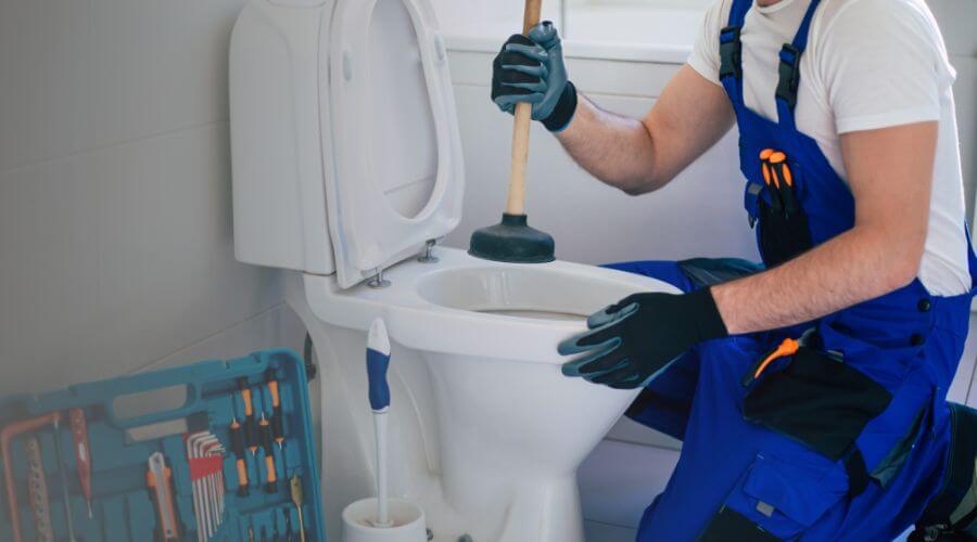 Expert burst pipe repair services in Lambertville, MI